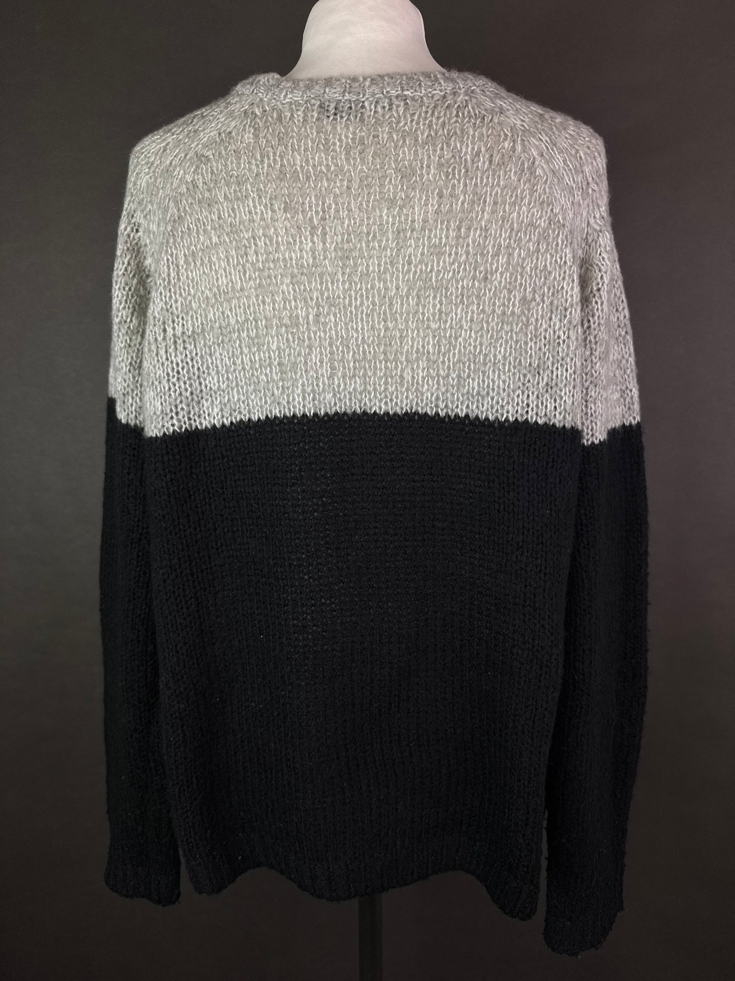 Sweter XL