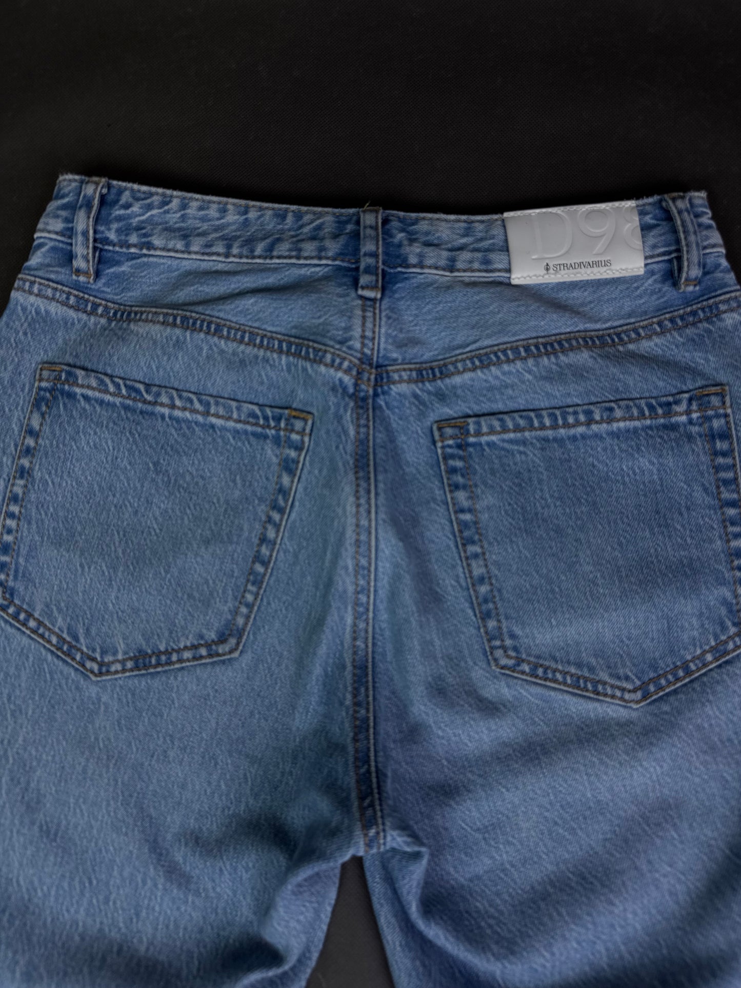 Spodnie jeansowe M