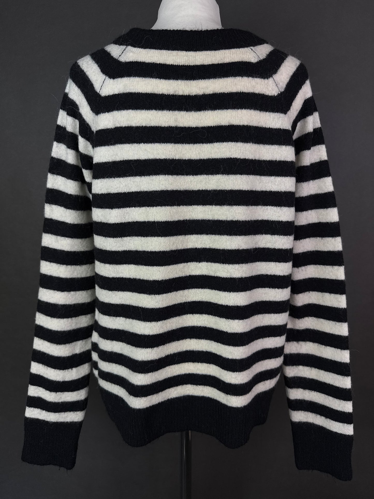 Sweter w paski L