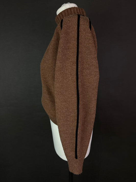 Sweter S