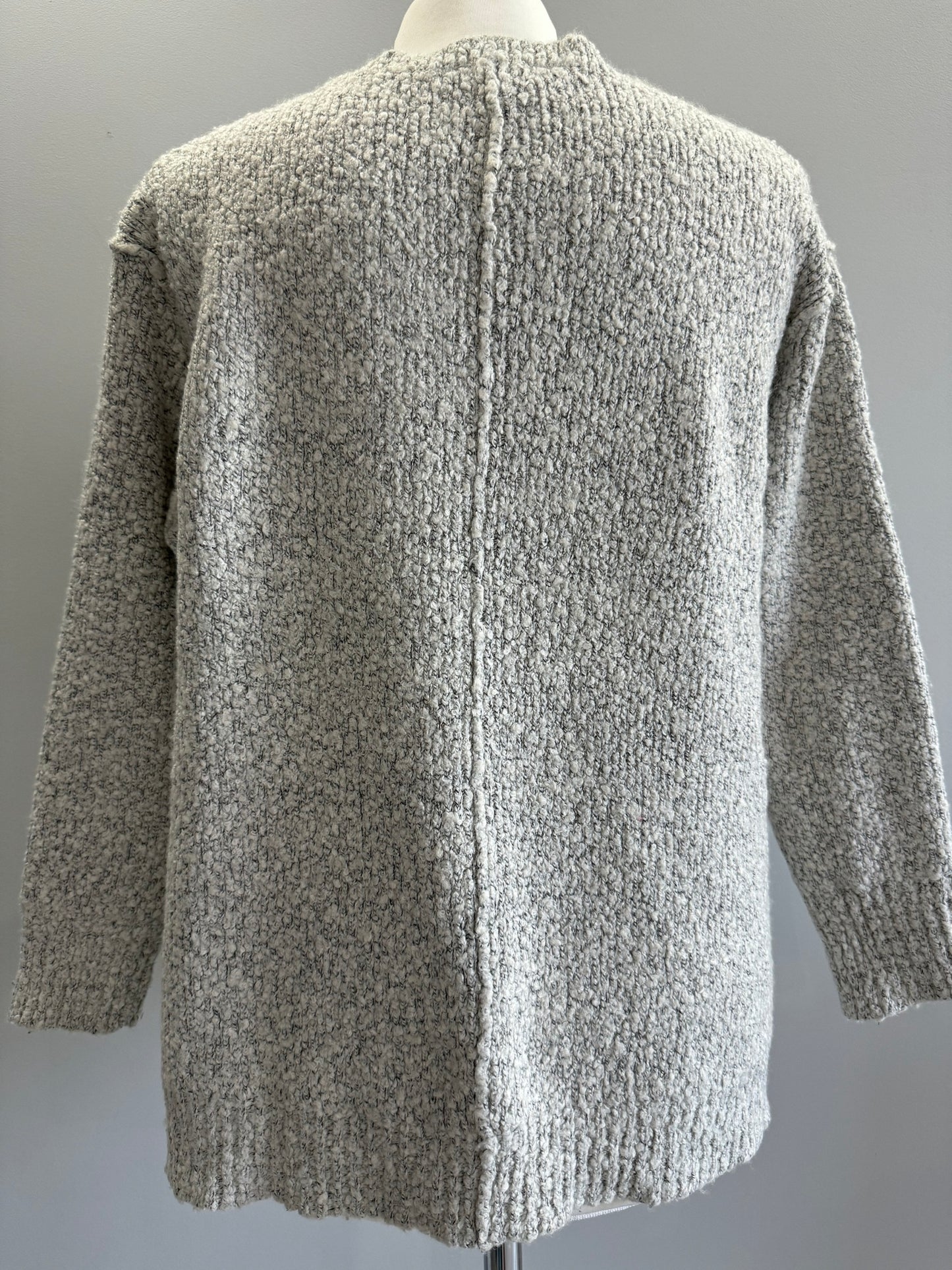 Sweter S