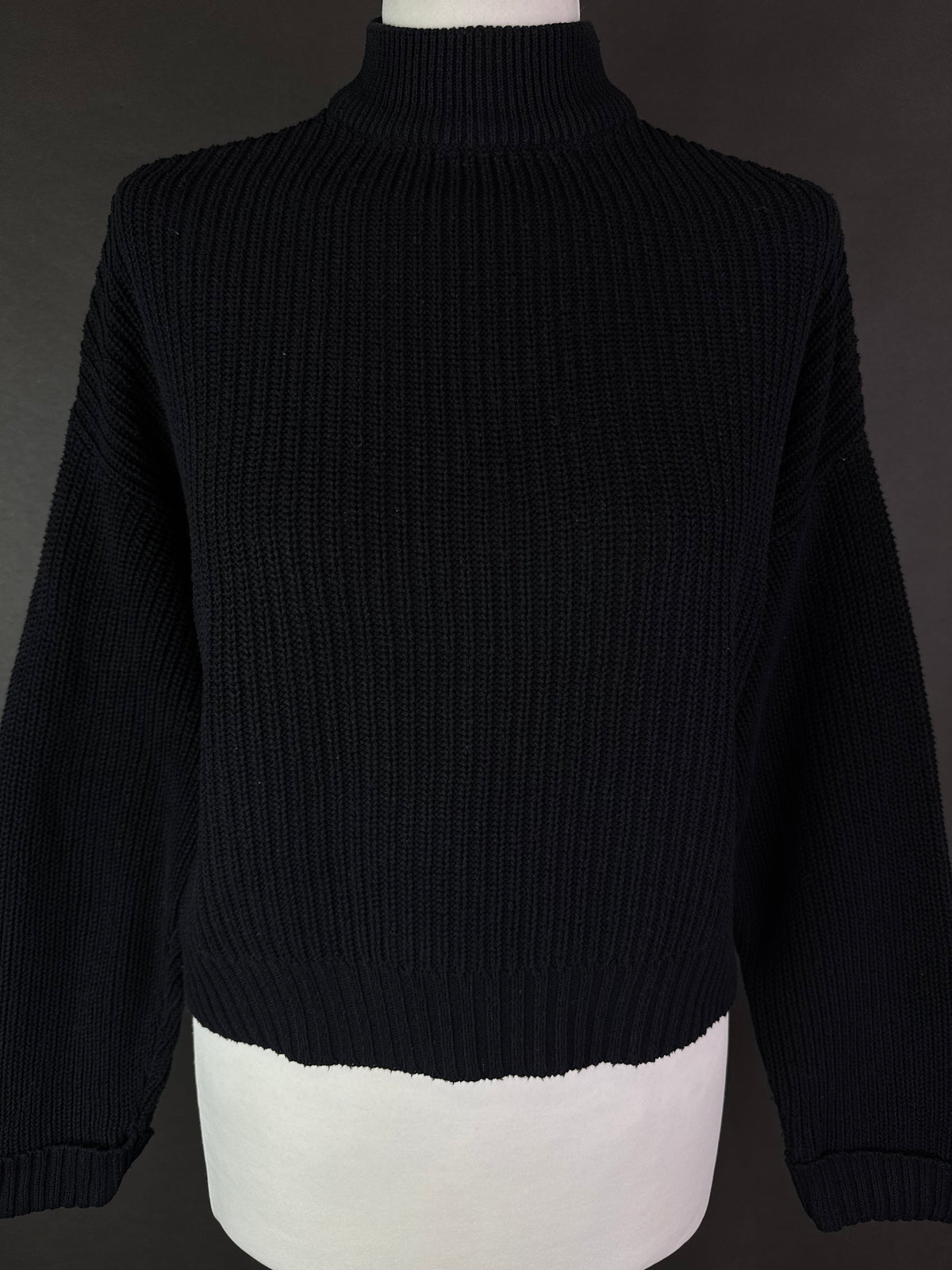 Sweter S