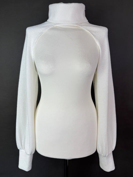 Crop top z golfem M