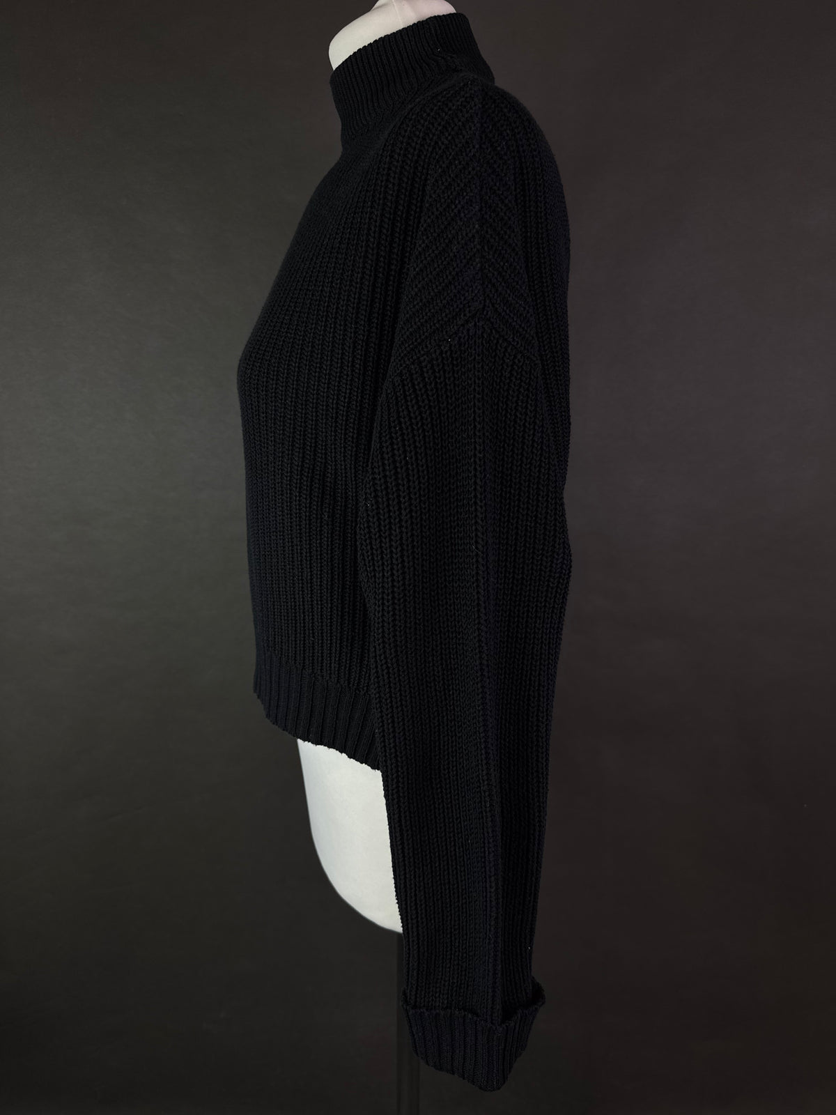 Sweter S