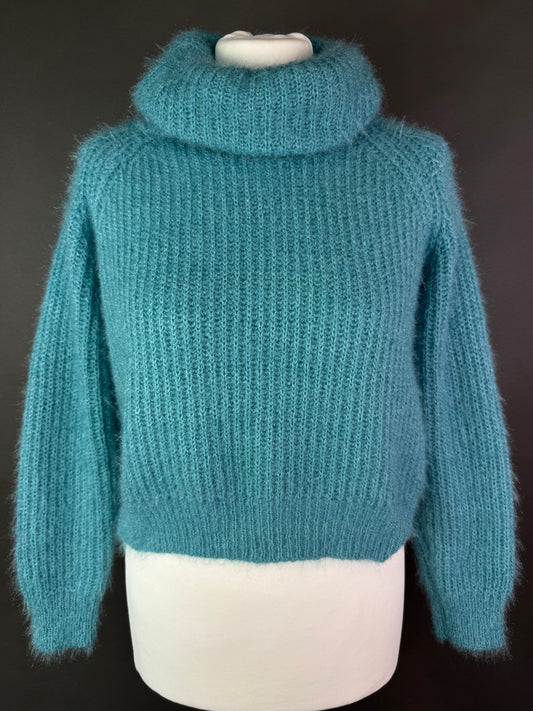Sweter S