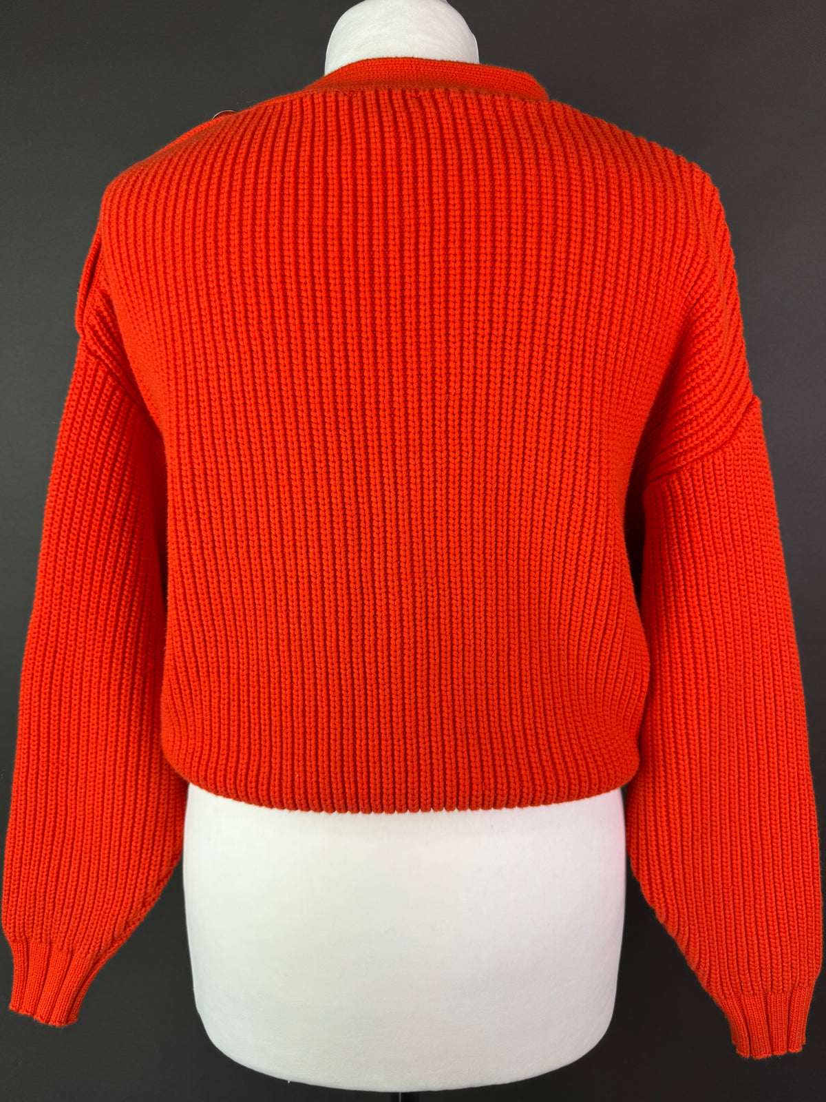 Sweter S