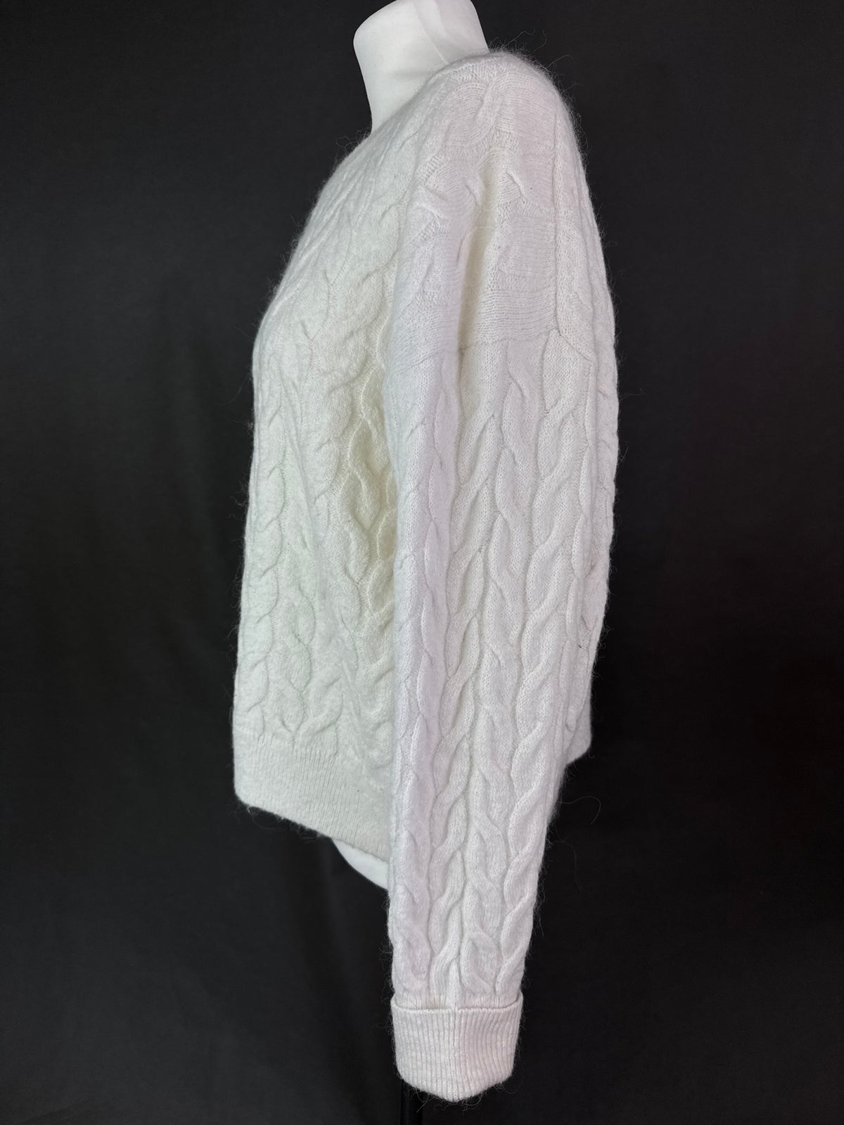 Sweter L