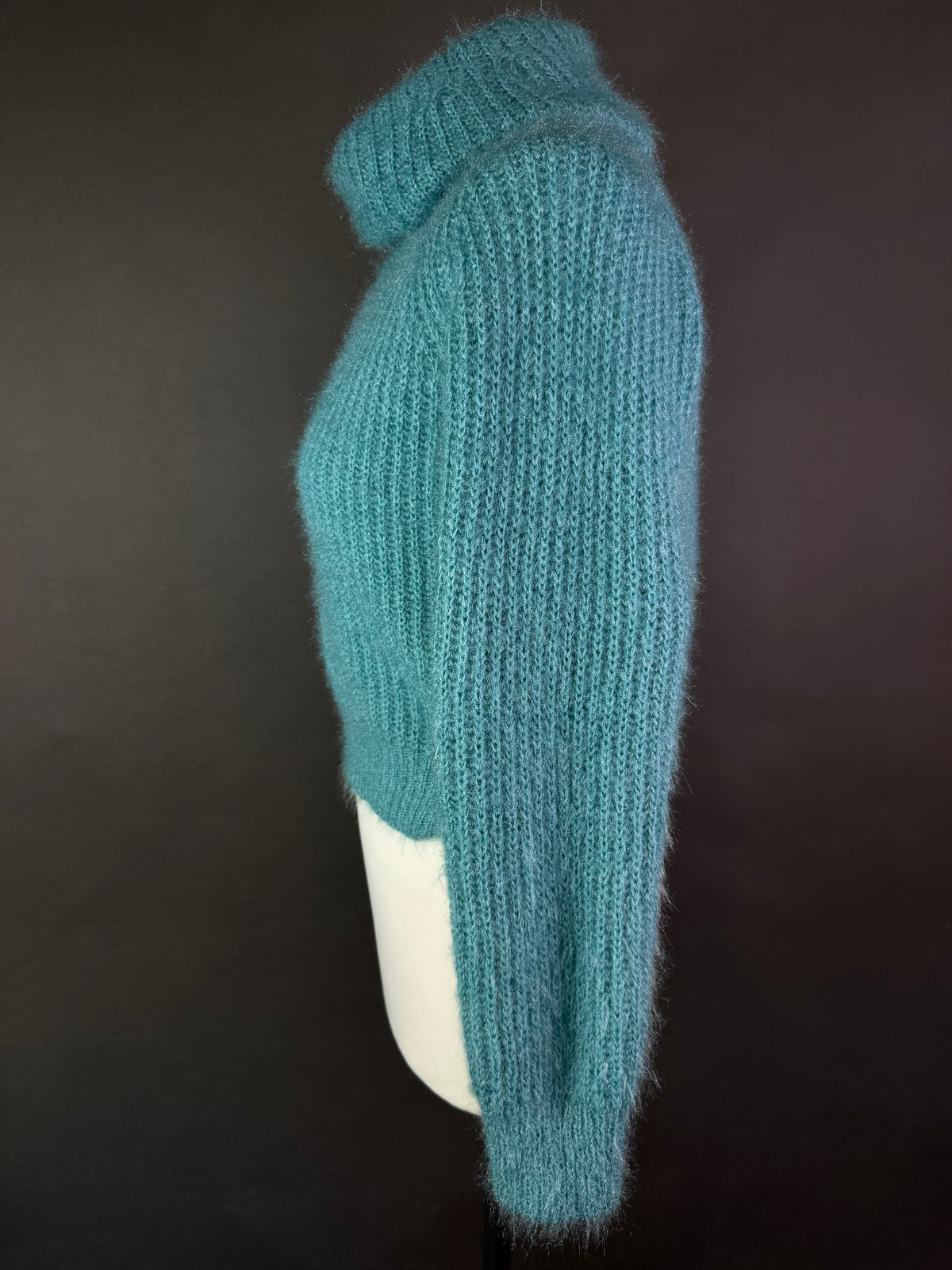 Sweter S