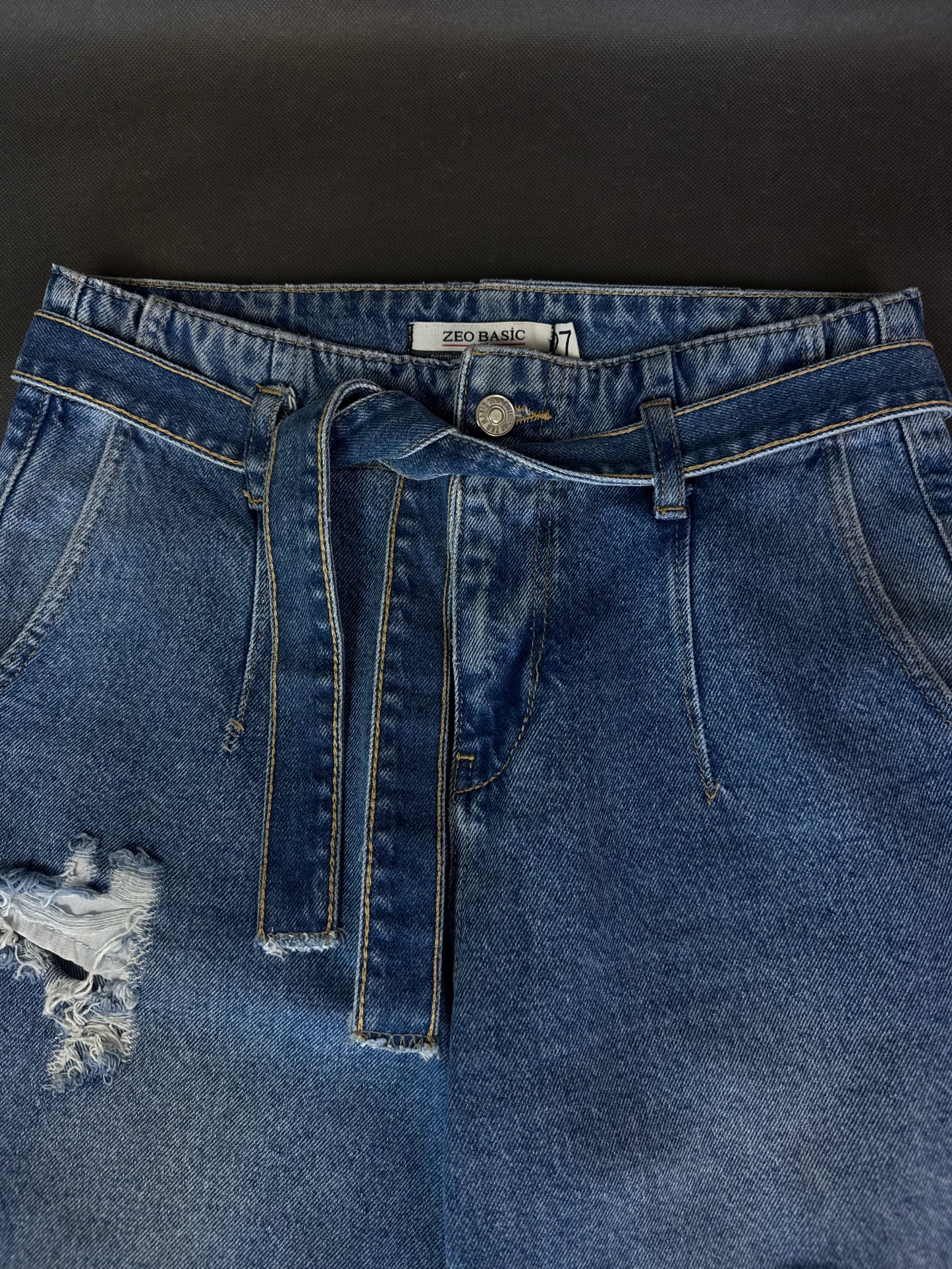 Spodnie jeansowe M