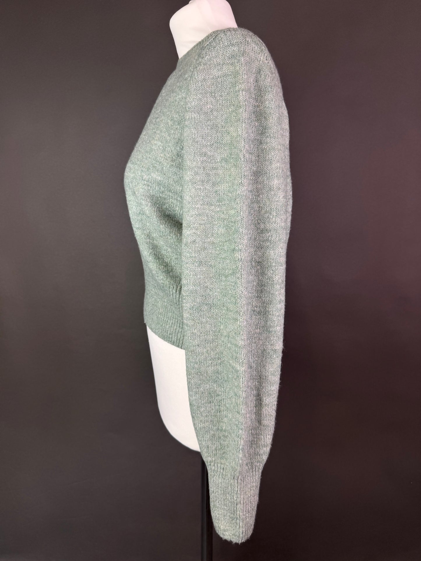 Sweter L
