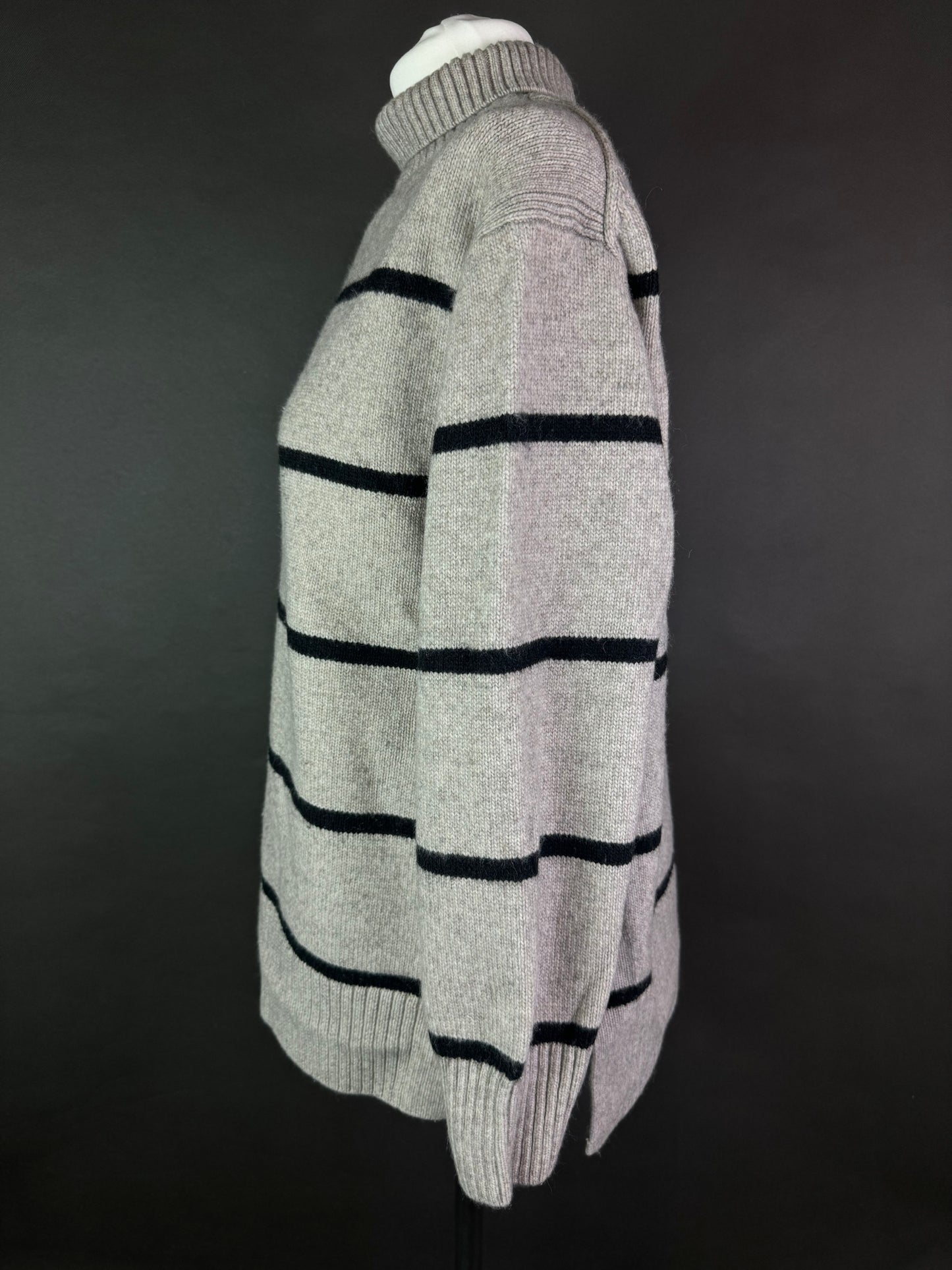 Sweter w paski S
