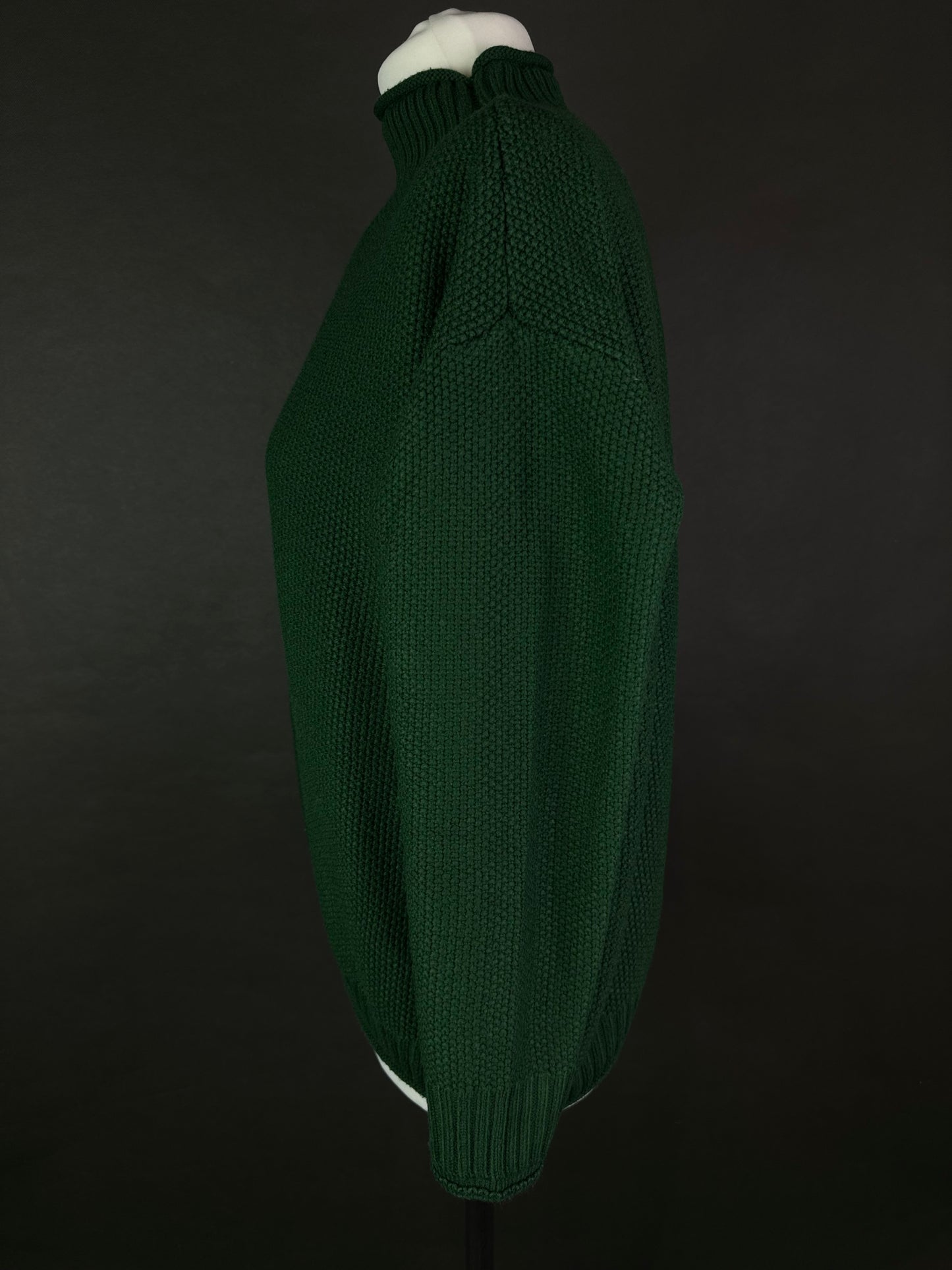 Sweter S