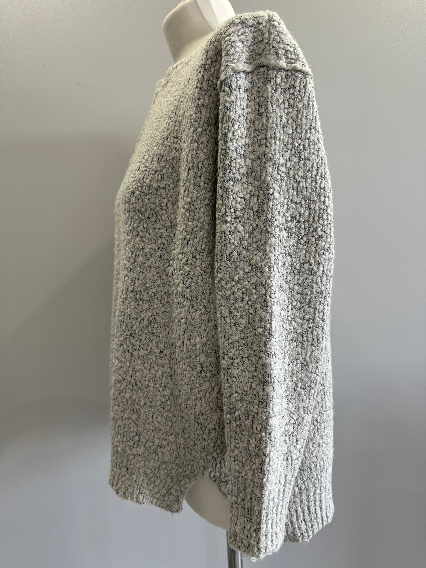 Sweter S