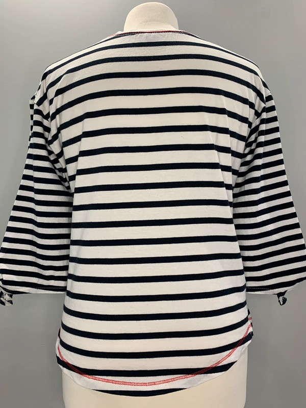 Bluzka w paski z rozcięciami S