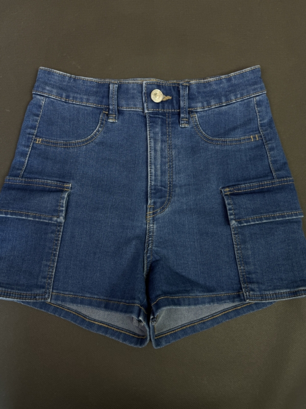 Krótkie spodenki jeansowe XS