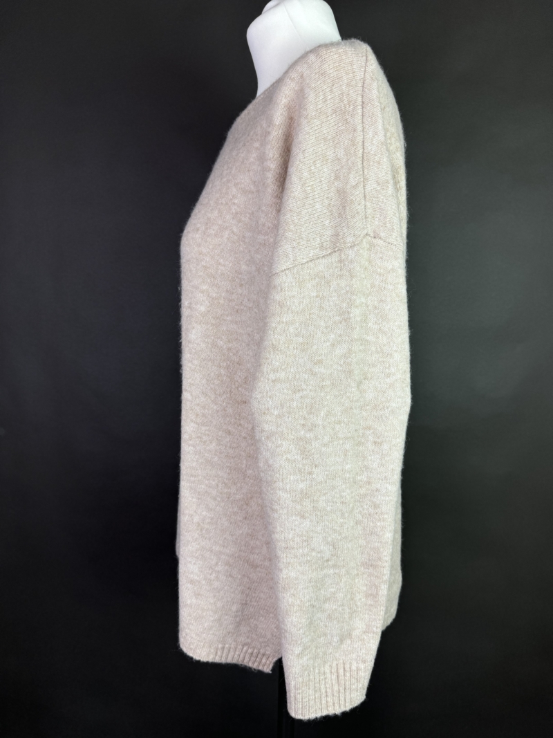 Sweter Uniwersalny - obrazek 2