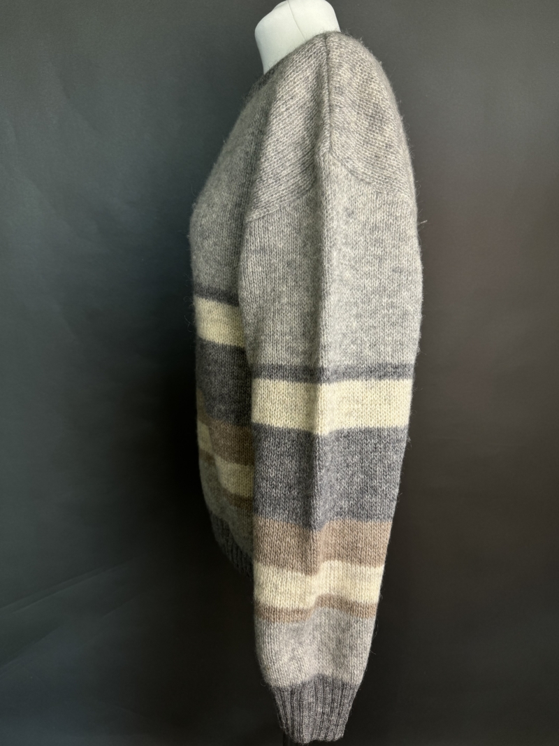 Sweter M/L - obrazek 2