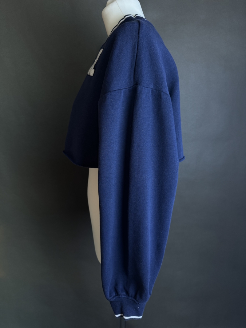 Krótka bluza XS - obrazek 2
