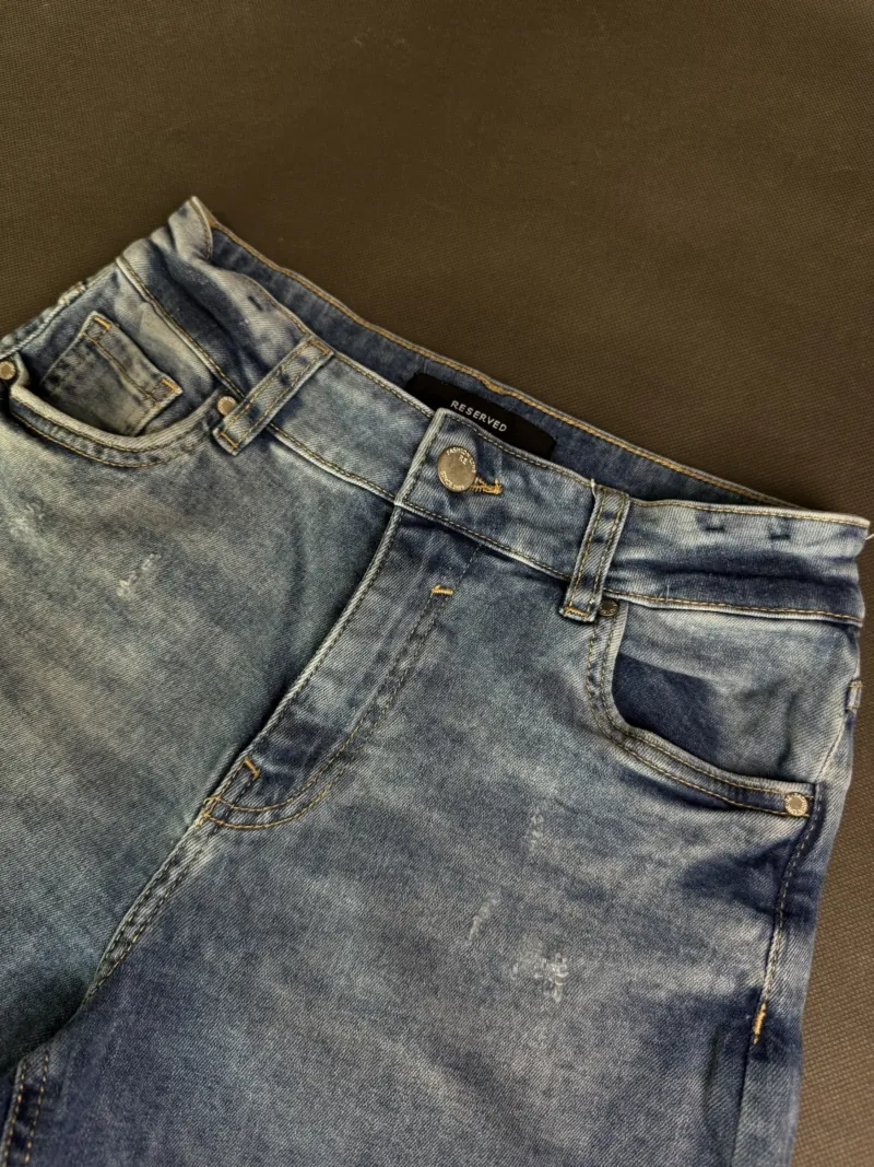 Krótkie spodenki jeansowe XS - obrazek 2