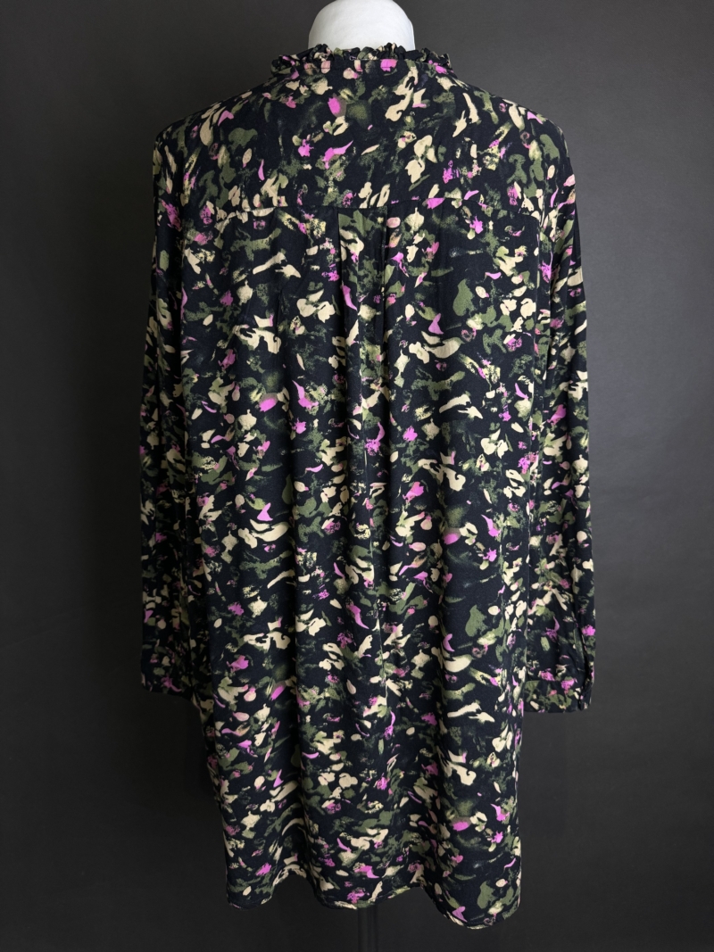 Bluzka w kwiaty XXL - obrazek 3