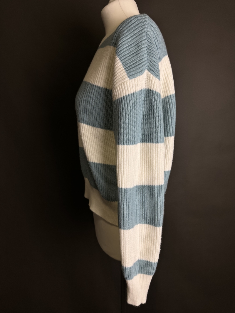 Sweter w paski M - obrazek 2
