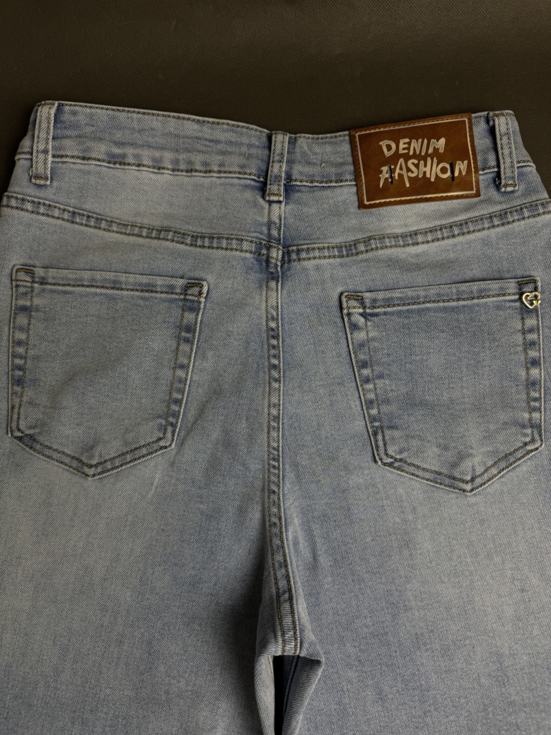 Spodnie jeansowe M - obrazek 4
