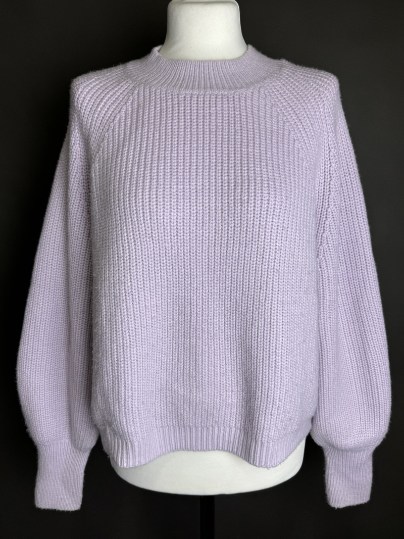 Sweter M