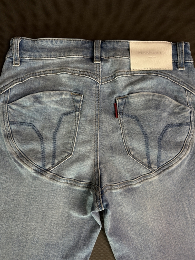 Spodnie jeansowe S/M - obrazek 3
