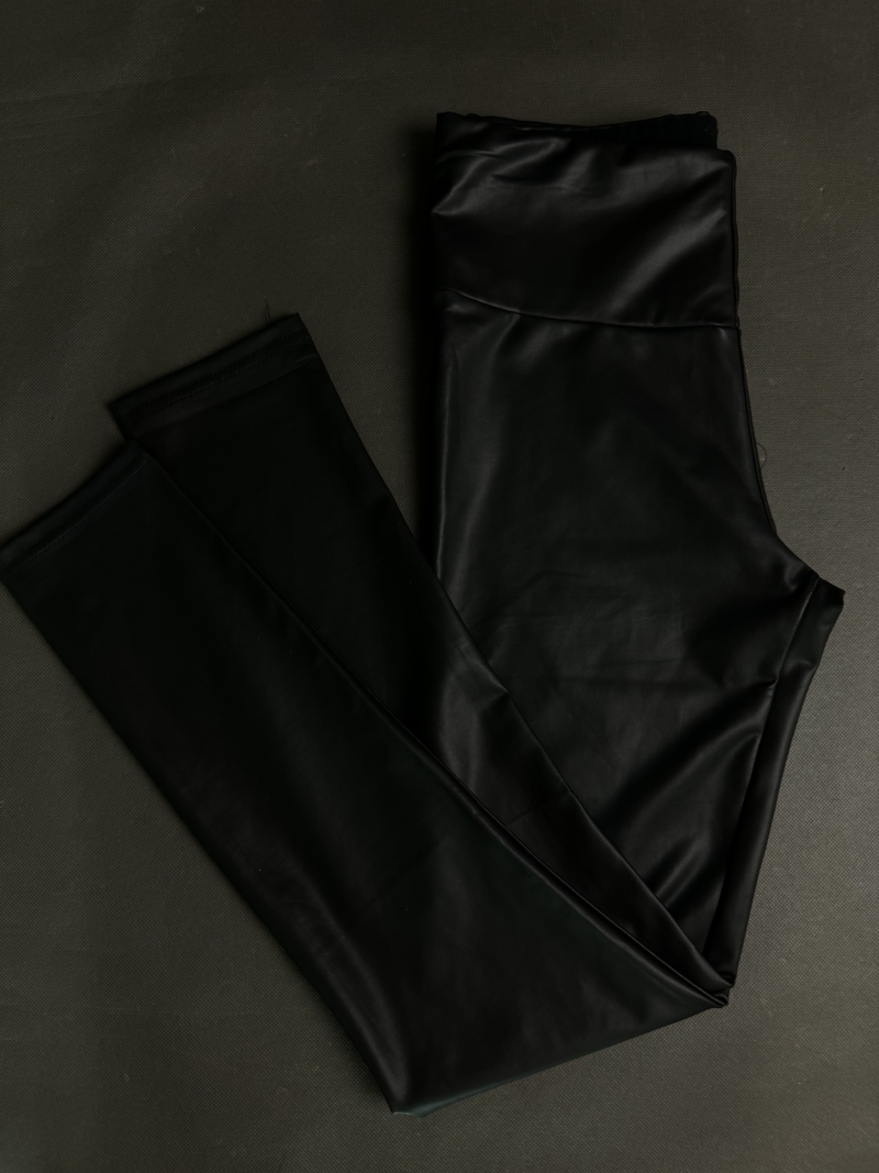 Legginsy z ekoskóry M