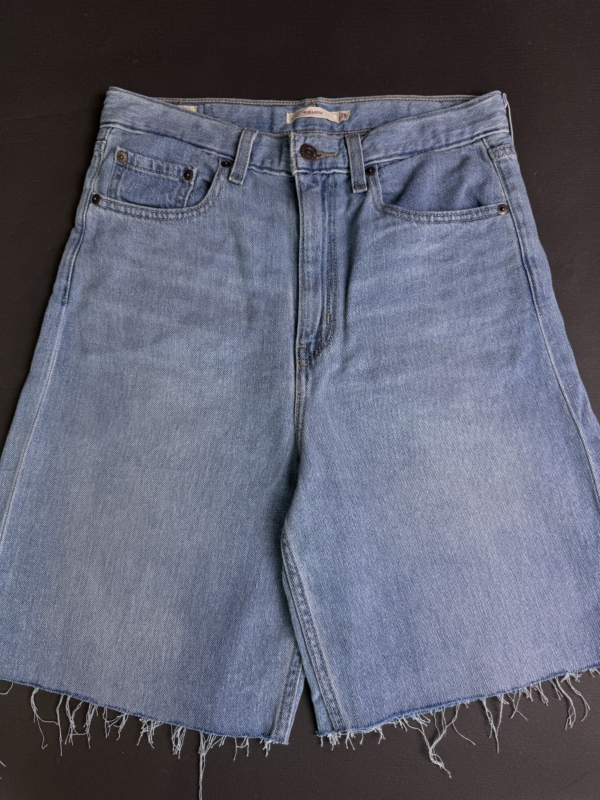 Krótkie spodenki jeansowe M
