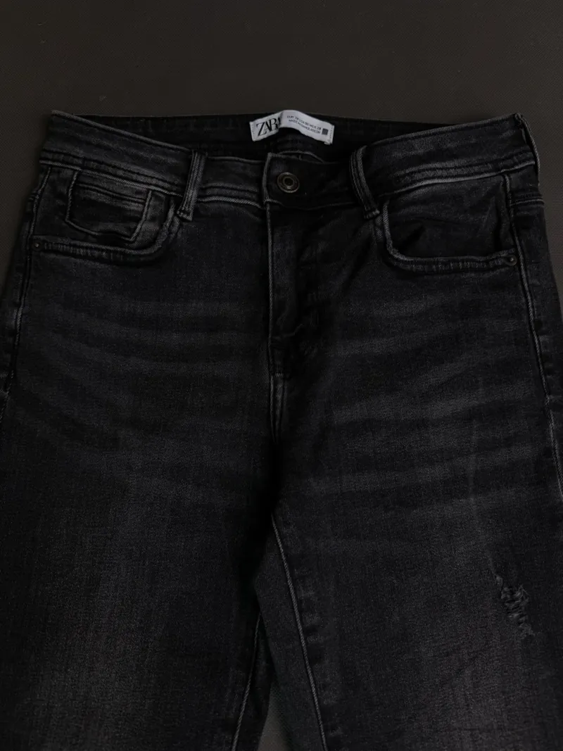 Spodnie jeansowe M - obrazek 2