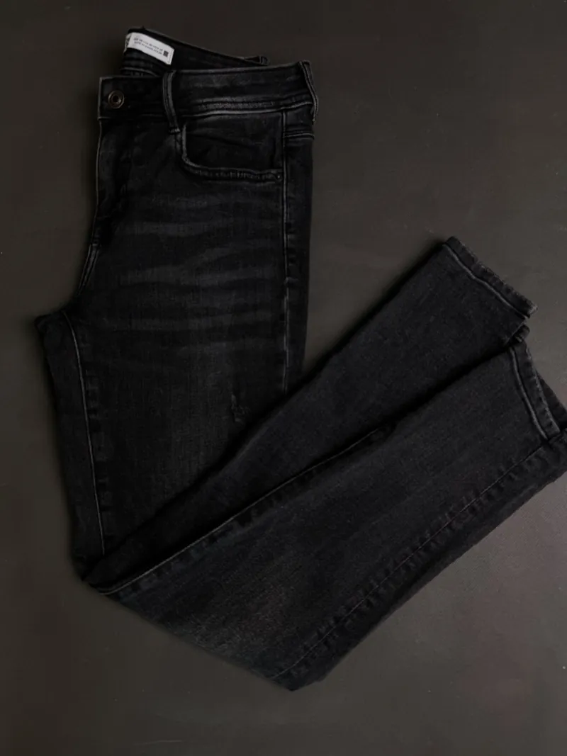 Spodnie jeansowe M