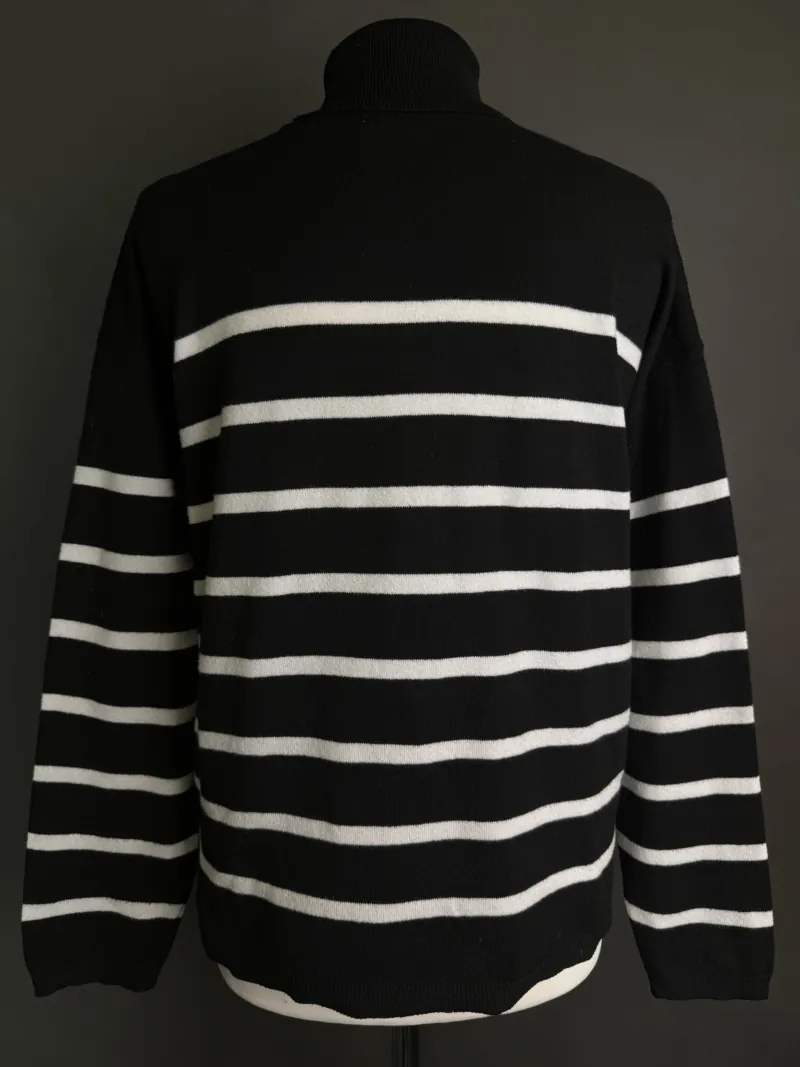 Golf S-L - obrazek 3