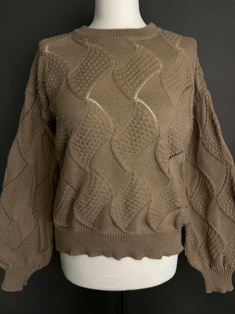 Sweter M