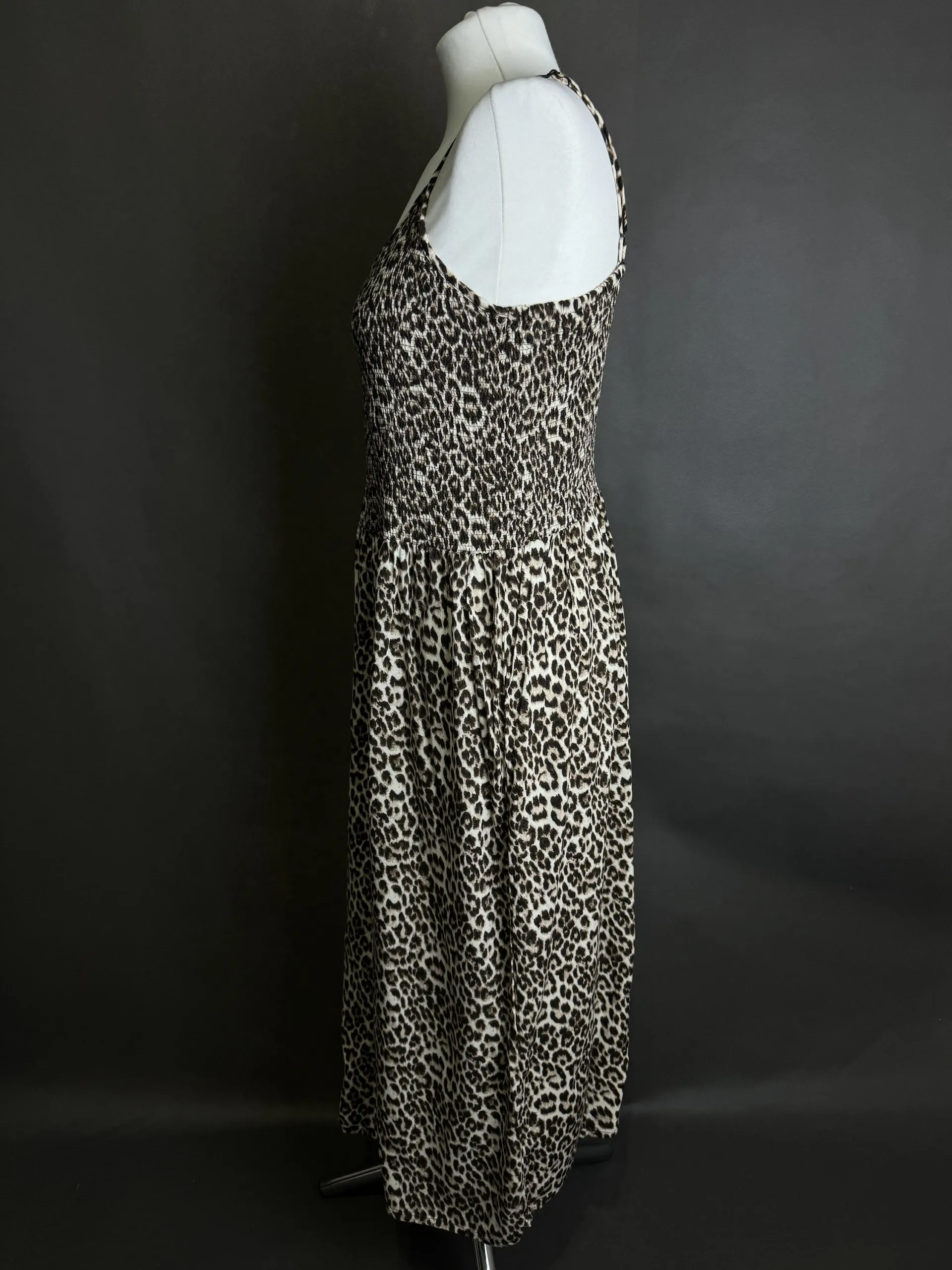 Sukienka midi XXL - obrazek 2