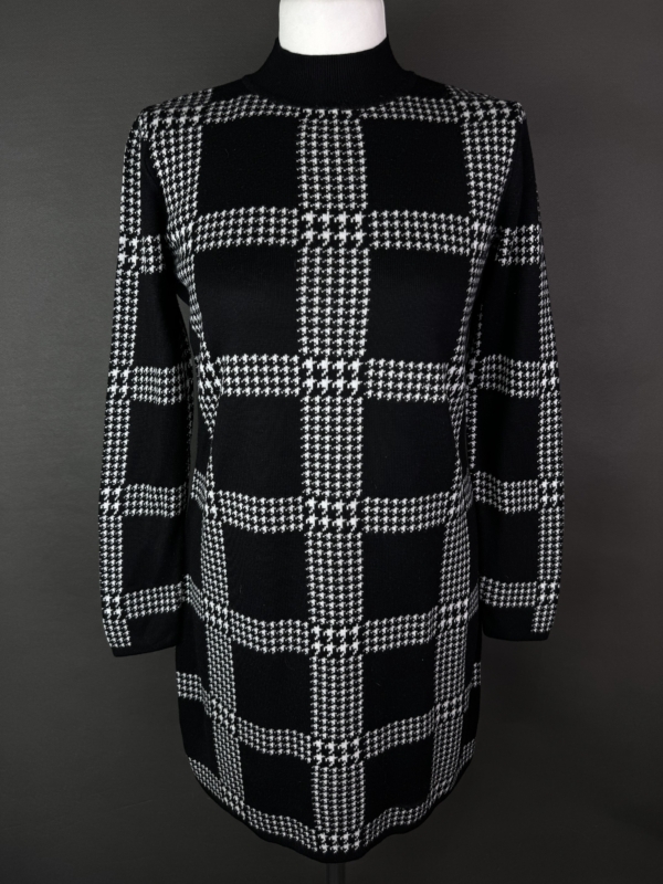 Sweterkowa sukienka L