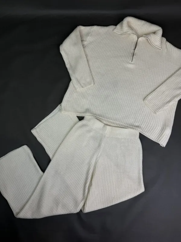 Sweterkowy komplet M