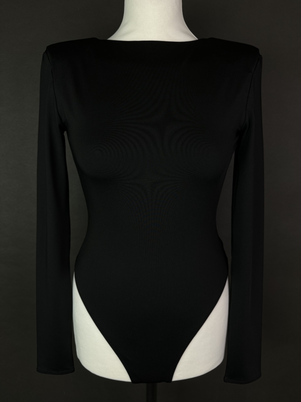 Body z odkrytymi plecami S